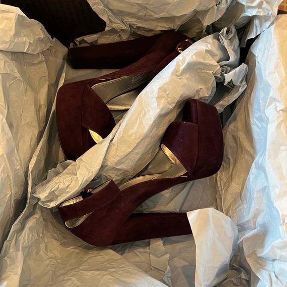 *NEVER WORN* - PRADA ANKLE STRAP PURPLE (COLOR: “PRUGNA”) PLATFORM SANDALS SZ 38 - Picture 2 of 10